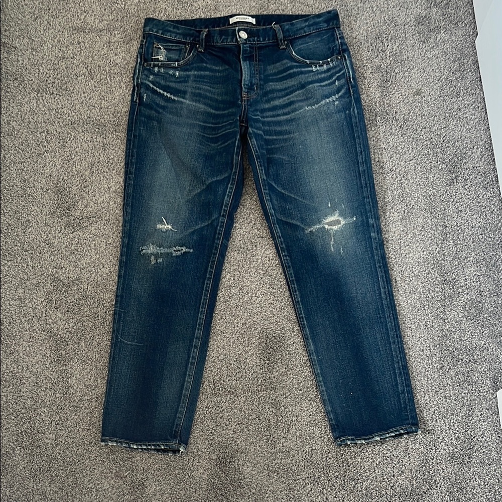Moussy Vintage Distressed Straight Ankle Jean Size 30